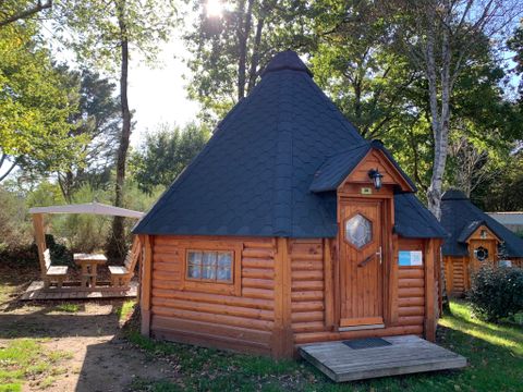 HÉBERGEMENT INSOLITE 6 personnes - KOTA Finlandais