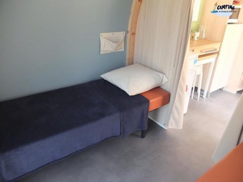 HÉBERGEMENT INSOLITE 4 personnes - Coco sweet 4 pers. - 2 chambres - sans WC, sans eau courante 4 pers NUITEE