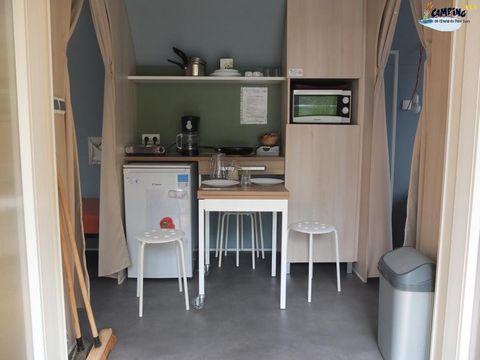 HÉBERGEMENT INSOLITE 4 personnes - Coco sweet 4 pers. - 2 chambres - sans WC, sans eau courante 4 pers NUITEE