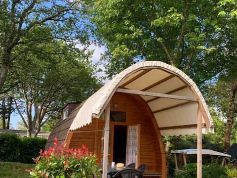 HÉBERGEMENT INSOLITE 4 personnes - Pod 4 pers. - 1 chambre et 1 lit double en mezzanine - avec WC et SDB-NUITEE