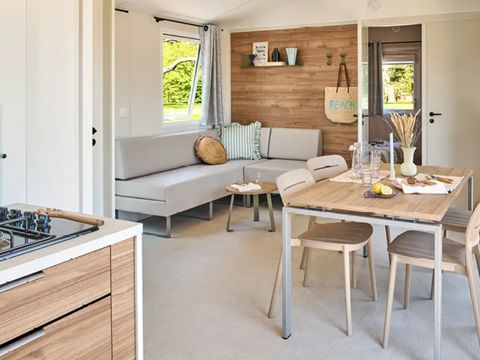Mobilhome 14 personnes - 5 chambres (+ 1 convertible) - Terrasse couverte