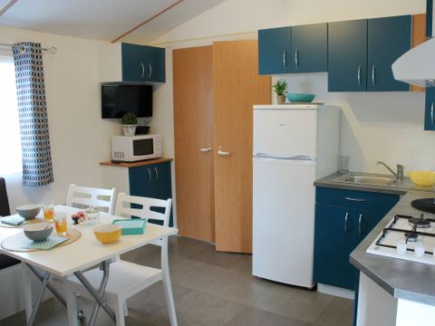 MOBILHOME 6 personnes - ESSENTIEL 27 m² MOBILHOME 6 personnes - ESSENTIEL 27 m²