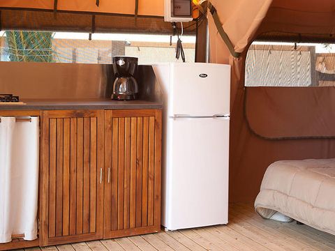 TENTE TOILE ET BOIS 5 personnes - Sans sanitaires