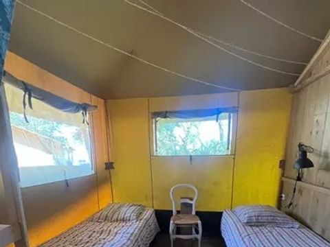 TENTE TOILE ET BOIS 7 personnes