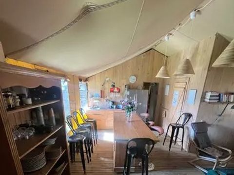 TENTE TOILE ET BOIS 7 personnes