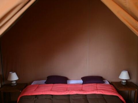 TENTE TOILE ET BOIS 7 personnes