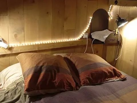 TENTE TOILE ET BOIS 7 personnes