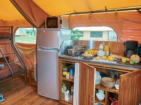 TENTE TOILE ET BOIS 7 personnes