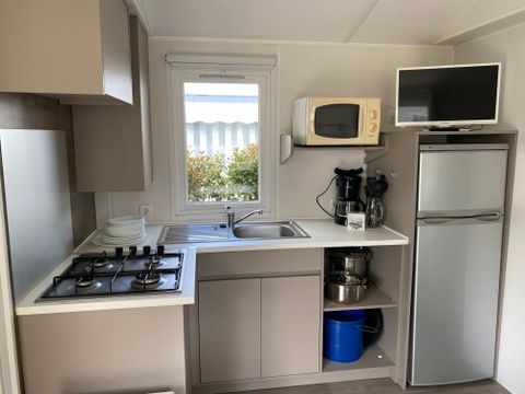 Mobilhome 4 personnes - Mobilhome Standard 25m² (2 chambres) terrasse couverte + TV