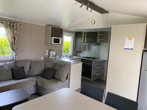 MOBILHOME 6 personnes - Premium 40 m² (3 chambres, 2 salles de bain) avec terrasse couverte + TV