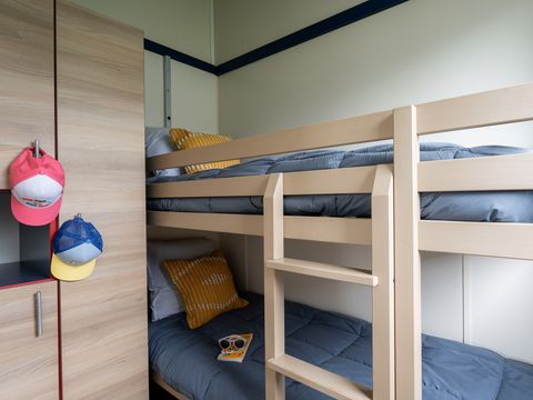 CHALET 4 personnes - Chalet Standard 20 m² (2 chambres) avec terrasse couverte +TV