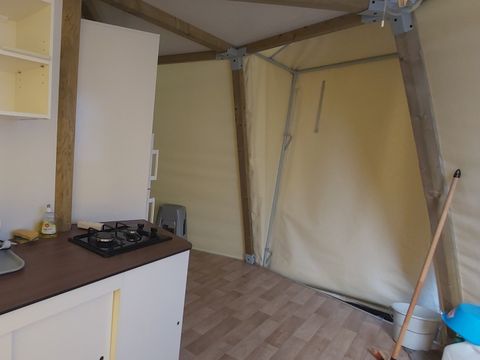 HÉBERGEMENT INSOLITE 6 personnes - Tipi 6