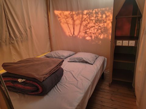Tente en toile et en bois 5 personnes - Jungle Lodge