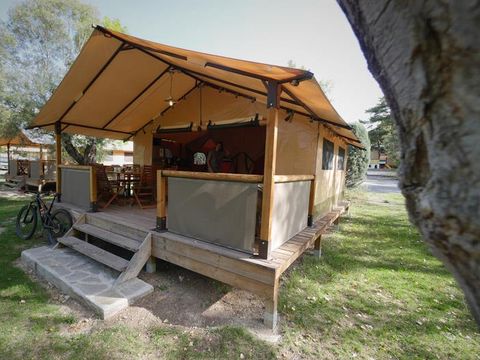 TENTE 5 personnes - ECOLODGE sans sanitaires