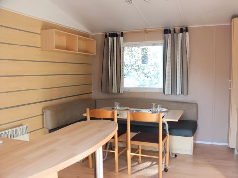 Mobilhome 6 personnes - ESSENTIEL - 4 Pièces - TV