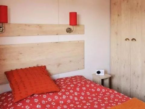 HÉBERGEMENT INSOLITE 4 personnes - Roulotte ESSENTIEL 3 Pièces 4 Personnes + TV