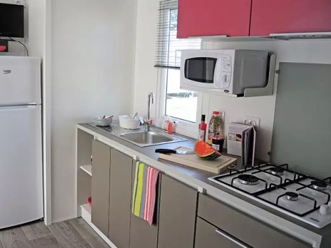 Mobilhome 4/5 personnes - LOGGIA - 3 Pièces - TV