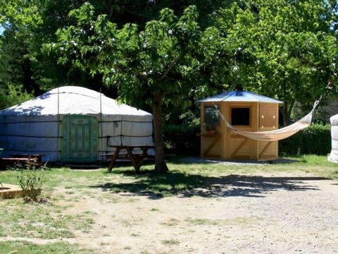 HÉBERGEMENT INSOLITE 4 personnes - Traditionnelle de Mongolie