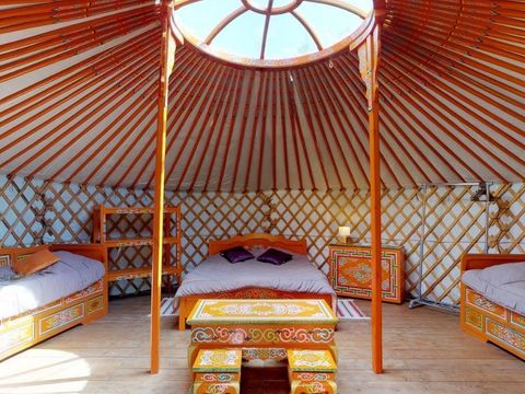 HÉBERGEMENT INSOLITE 4 personnes - Traditionnelle de Mongolie