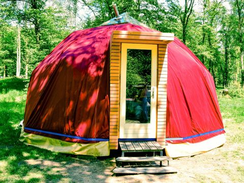 Hébergement 2 personnes - Dôme géodésique au Calme entouré par les bois