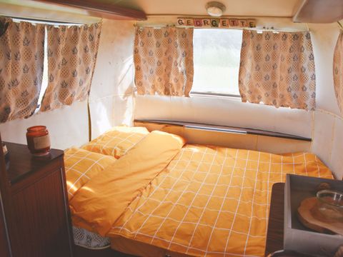 CARAVANE 2 personnes - Petite caravane vintage au milieu du Domaine
