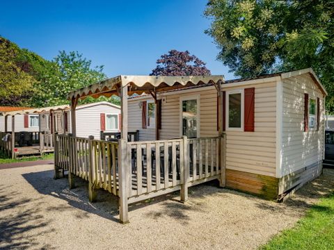 MOBILHOME 4 personnes - Mobil-home | Comfort XL | 2 Ch. | 4 Pers. | Terrasse surélevée | 2 SDB | Clim. | TV