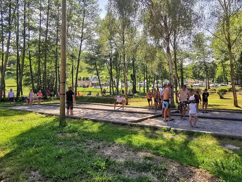 Camping Du Bois De Reveuge  - Camping Doubs - Image N°25