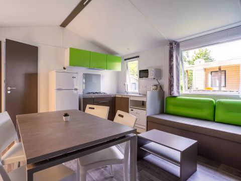 MOBILHOME 4 personnes - Premium 3 Pièces 4 Personnes + TV