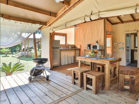 Tente en toile et en bois 5 personnes - Ecolodge Cotton 3 Pièces 5 Personnes
