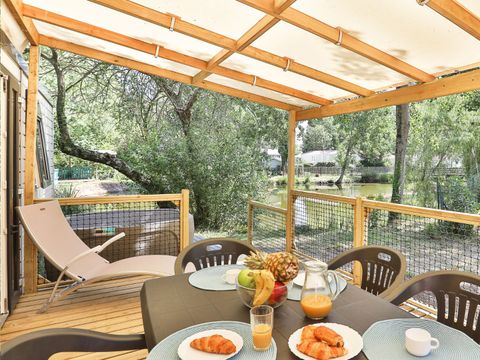 MOBILHOME 4 personnes - Zen 3 Pièces 4 Personnes + Jacuzzi
