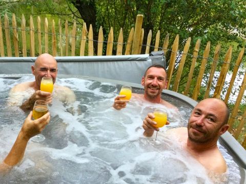 MOBILHOME 4 personnes - Home Zen Spa 2ch 2sdb (gamme Privilège)