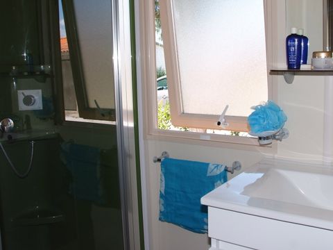 MOBILHOME 4 personnes - GEORGIA. CONFORT