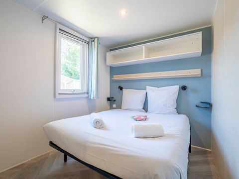 MOBILHOME 8 personnes - 4 chambres 8 personnes