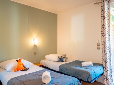 MOBILHOME 4 personnes - 2 chambres 2 salles de bain  Premium- 4 personnes -