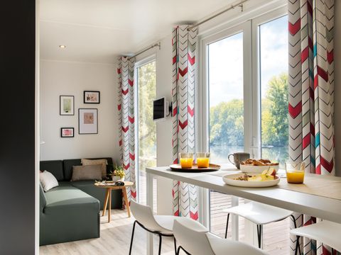 Mobilhome 6 personnes - Mobil-home Premium 32m² 3 chambres + Terrasse + TV + lave vaisselle