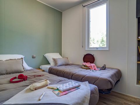 MOBILHOME 7 personnes - COTTAGE 6/7p 3ch ***