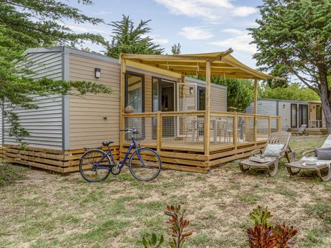 MOBILHOME 4 personnes - COTTAGE 4p 2ch 2SdB ****
