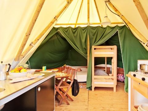 Hébergement 4 personnes - TIPI 2 chambres, sans sanitaires