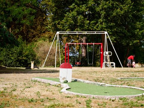 Camping Le Petit Trianon  - Camping Vienne - Image N°6