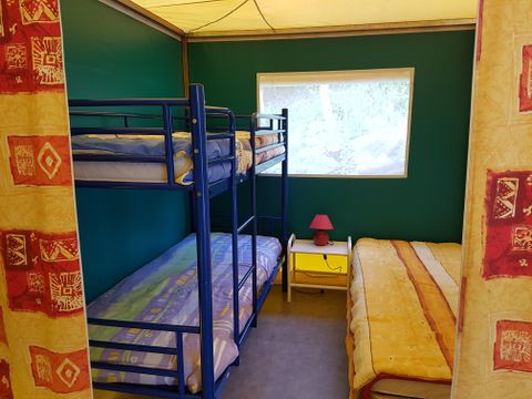 BUNGALOW TOILÉ 5 personnes - TENTE TOILEE KIWI 1 à 6 Personnes