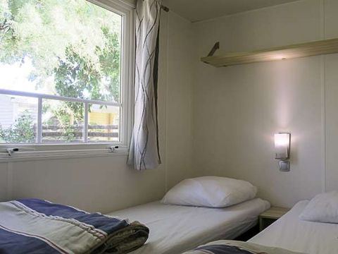 MOBILHOME 6 personnes - CHENES + TV