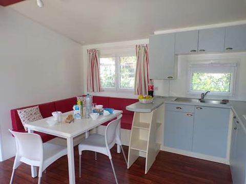 MOBILHOME 6 personnes - Résidence Mobile confort Noyers avec terrasse bois semi-couverte 18 m² + TV-TNT