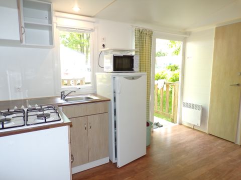 MOBILHOME 6 personnes - Résidence mobile confort Chênes 3 chambres avec terrasse semi-couverte 18m² + TV + CLIM