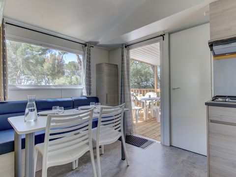 MOBILHOME 6 personnes - Comfort | 2 Ch. | 4/6 Pers. | Terrasse simple | Clim.