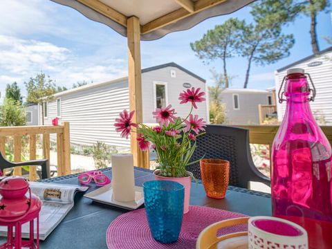 MOBILHOME 5 personnes - Mobil-home Caraïbes TV - 2 chambres - 4/5 personnes