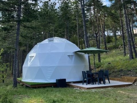HÉBERGEMENT INSOLITE 5 personnes - Glampingdome Vanille