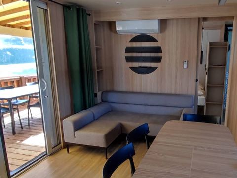 MOBILHOME 6 personnes - C-Méditerranée climatisé - 3 chambres - 2 salles d'eau - 38m²