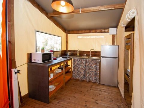 TENTE TOILE ET BOIS 4 personnes - C- Tente Lodge Mana 2 chambres 22m²