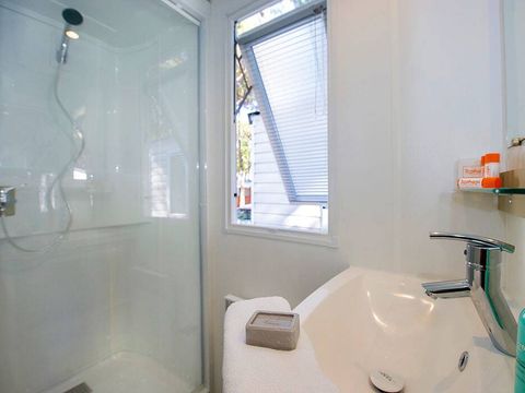 MOBILHOME 4 personnes - Premium | 2 Ch. | 4 Pers. | Terrasse surélevée | Clim.