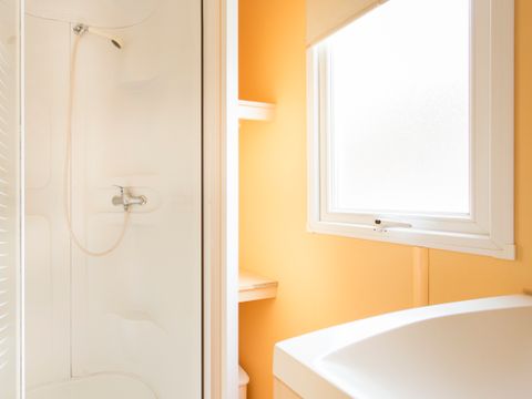 MOBILHOME 6 personnes - 4/6 places